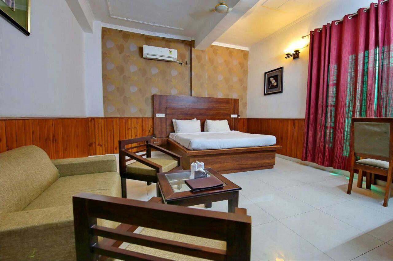 Red Apple Hotel Sangrur Luaran gambar
